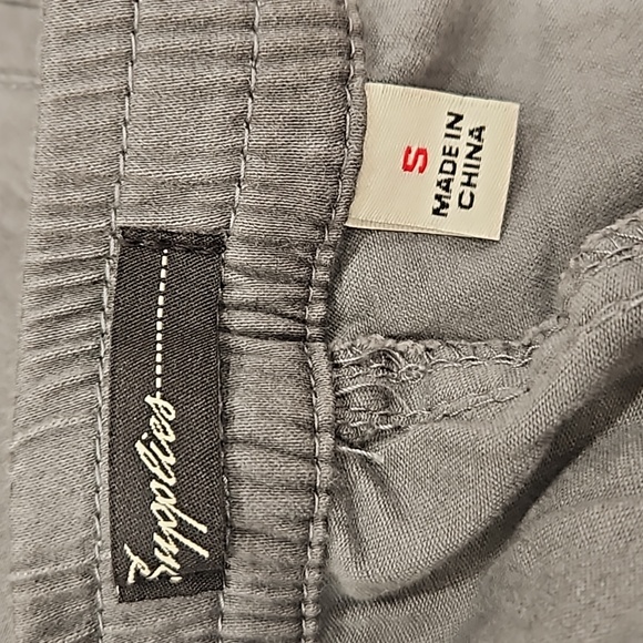 Supplies by UNIONBAY Drawstring Waist Marsha Shorts Solid Grey. New. SMALL - Picture 9 of 10